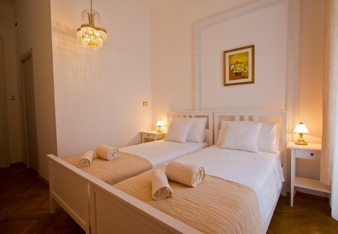 Golden Rooms Bed & Breakfast Triest Exterior foto