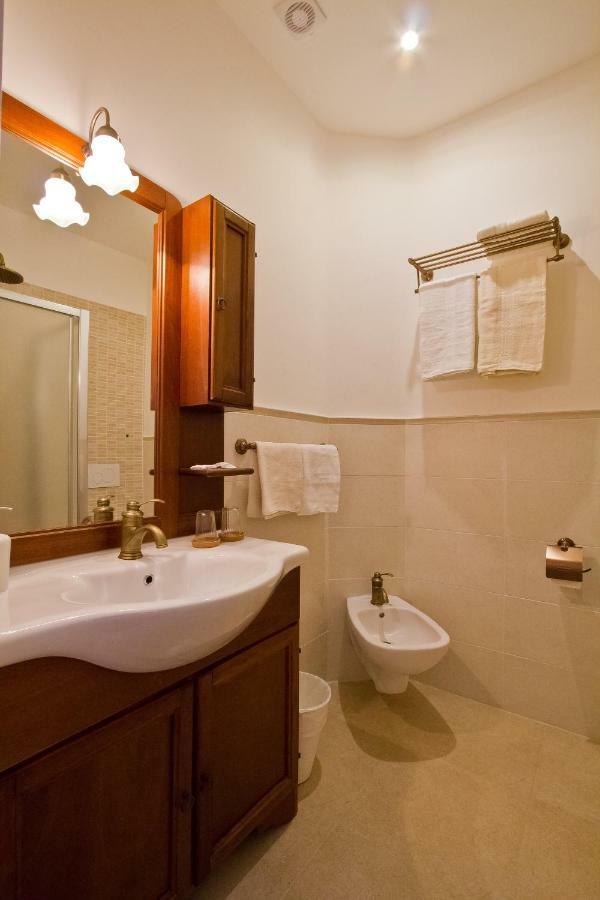Golden Rooms Bed & Breakfast Triest Exterior foto