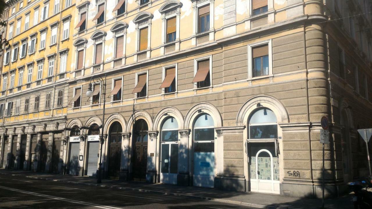 Golden Rooms Bed & Breakfast Triest Exterior foto